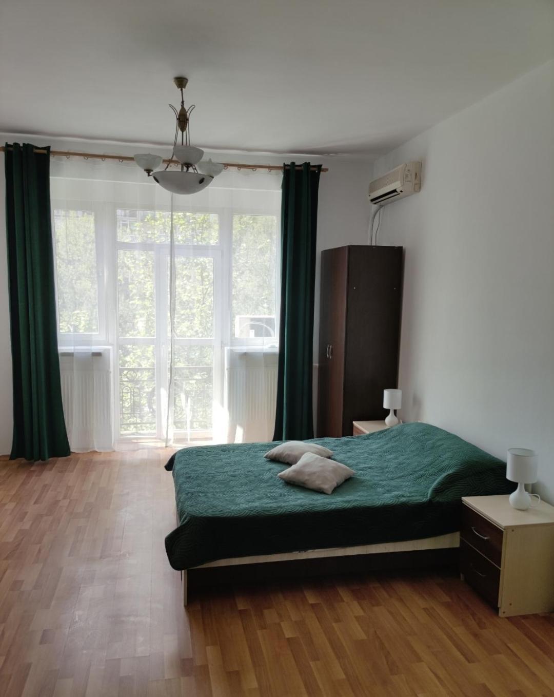 Christie'S 3 Central Apartment To Bucarest المظهر الخارجي الصورة